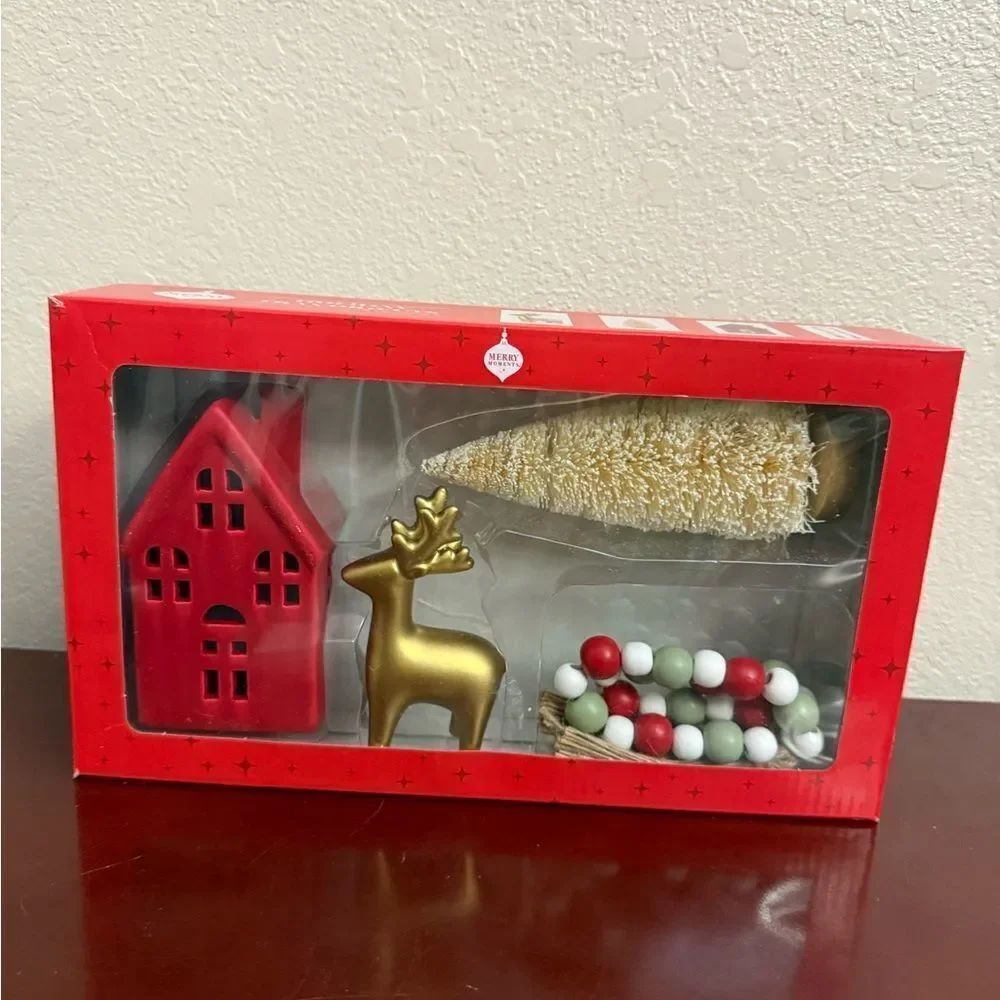 Holiday Tray Objects - Holiday Haven